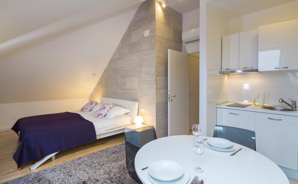 Laura Lux Suites Spalato Esterno foto