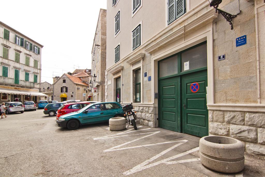 Laura Lux Suites Spalato Esterno foto