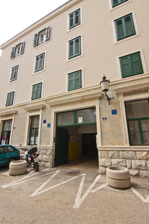 Laura Lux Suites Spalato Esterno foto